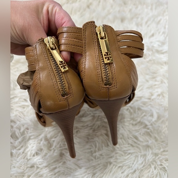TORY BURCH Liv Crisscross Tan Leather Sandal Heels - Size 10 - NWT - Picture 4 of 7